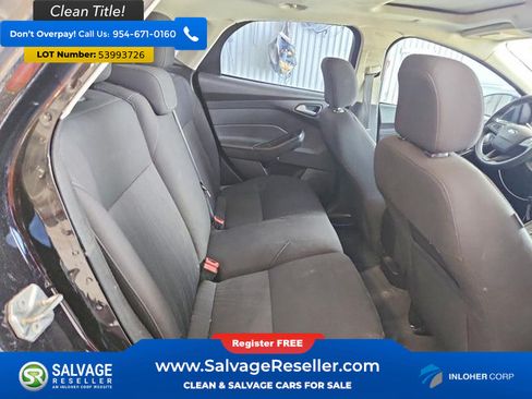 Used 2016 Ford Focus SE FWD image 13