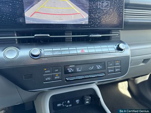 Certified 2024 Hyundai Kona SEL AWD/4WD image 44
