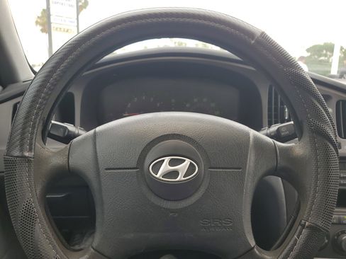 Used 2005 Hyundai Elantra GLS FWD image 19