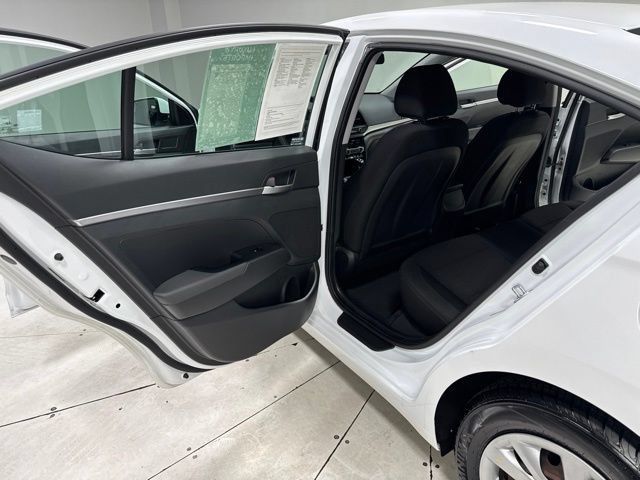 Used 2020 Hyundai Elantra SE w/ Cargo Package (C1) FWD image 21
