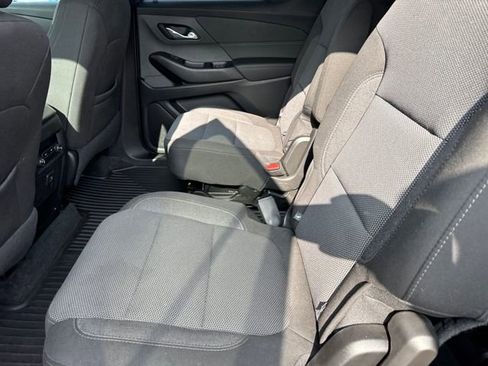 Certified 2023 Chevrolet Traverse LT image 23