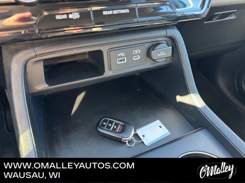 Used 2023 Honda Pilot LX image 22
