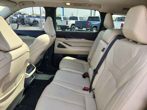 Used 2023 INFINITI QX60 Sensory w/ Vision Package image 9