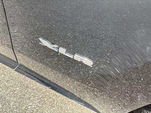 Used 2004 Cadillac XLR RWD image 3