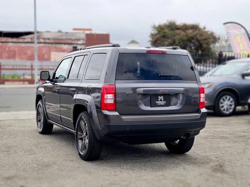 Used 2016 Jeep Patriot 75th Anniversary w/ Power Value Group FWD image 6