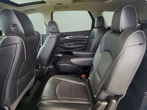Used 2019 Buick Enclave Avenir FWD image 21