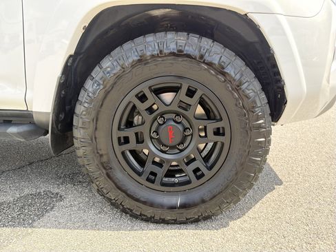 Used 2021 Toyota 4Runner TRD Off-Road Premium w/ Moonroof Package image 24