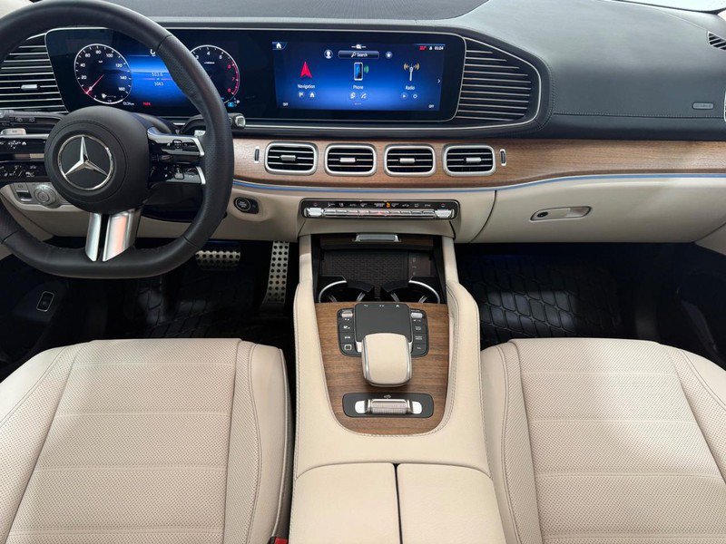 Certified 2026 Mercedes-Benz GLS 450 4MATIC image 6
