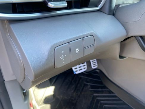 New 2026 Hyundai Elantra SEL Sport image 16