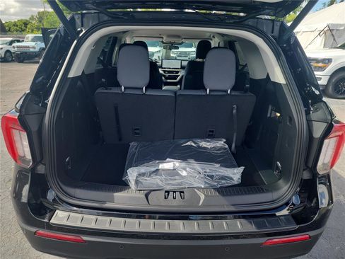 New 2026 Ford Explorer Active image 18