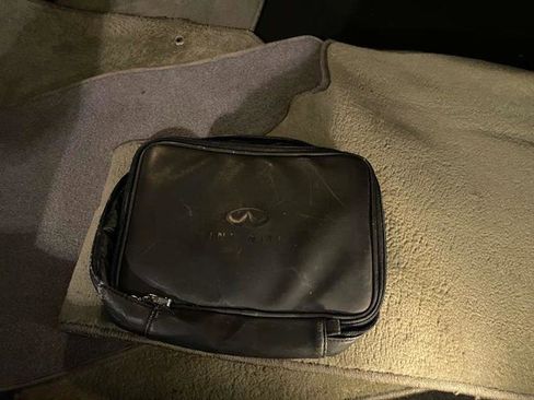 Used 2008 INFINITI M35 x w/ Technology Pkg image 31