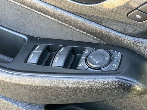 Certified 2023 Chevrolet Traverse High Country w/ LPO, Floor Liner Package image 22