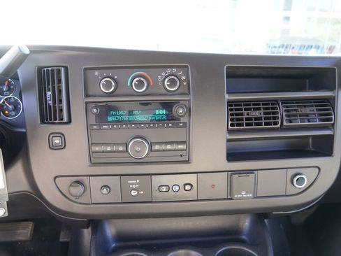 Used 2020 GMC Savana 3500 w/ Power Convenience Package RWD image 15
