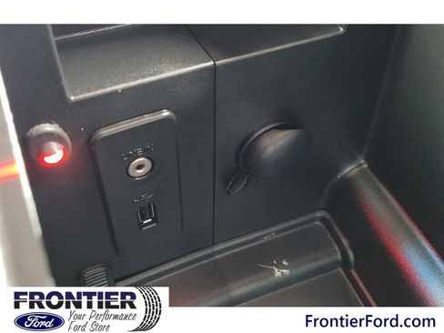 Used 2011 Ford Fusion SEL image 23