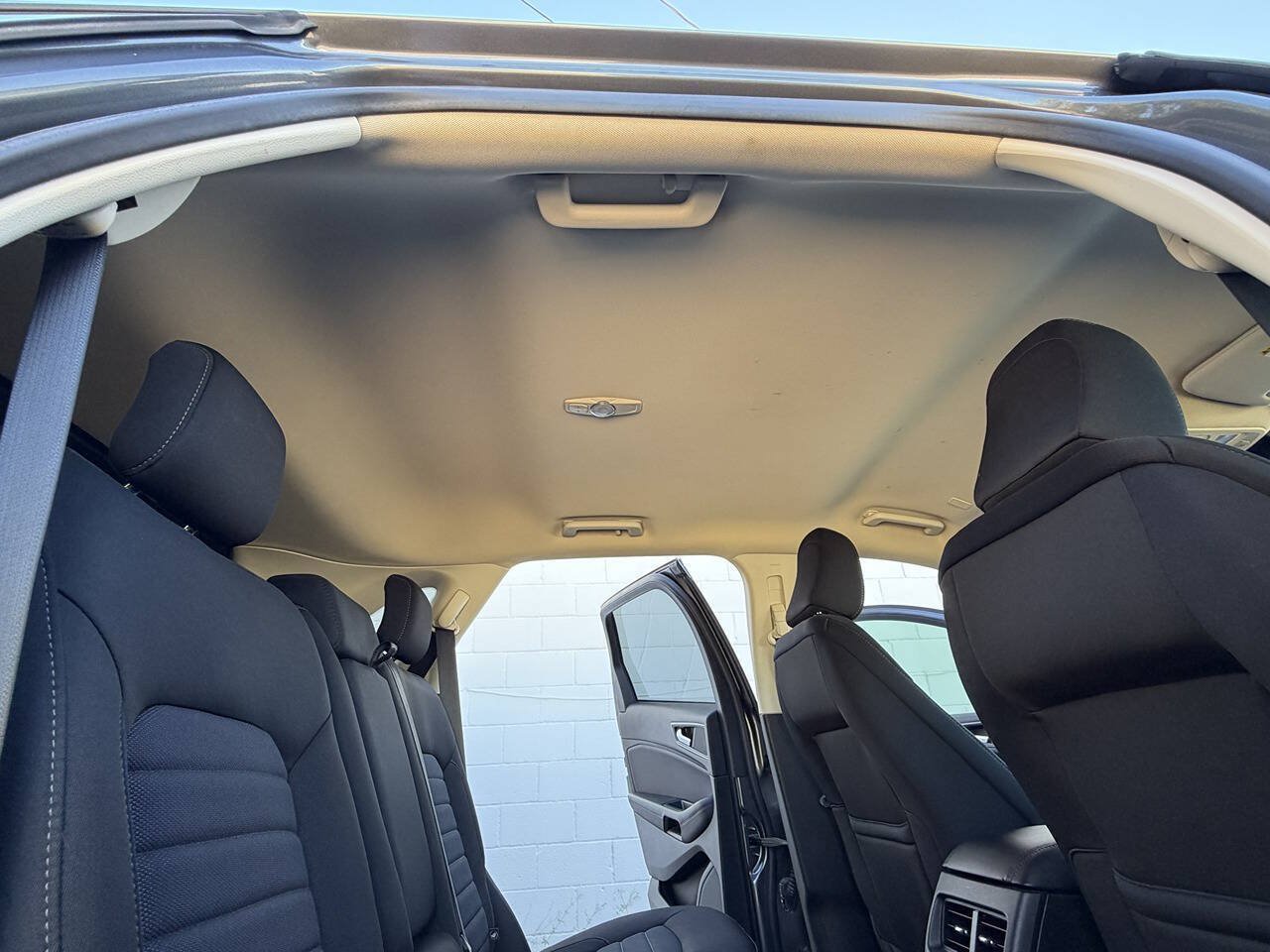 Used 2023 Ford Edge SE w/ Black Appearance Package AWD/4WD image 30