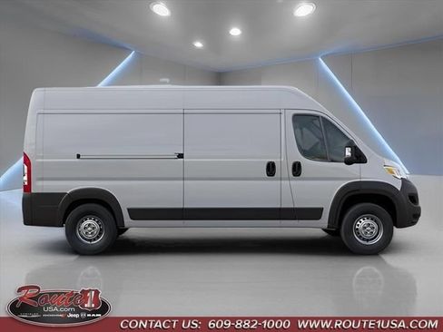 New 2026 RAM ProMaster 2500 w/ Storage Group FWD image 17