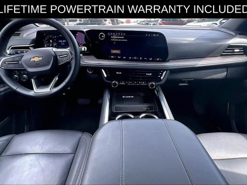 Used 2025 Chevrolet Tahoe LT image 16