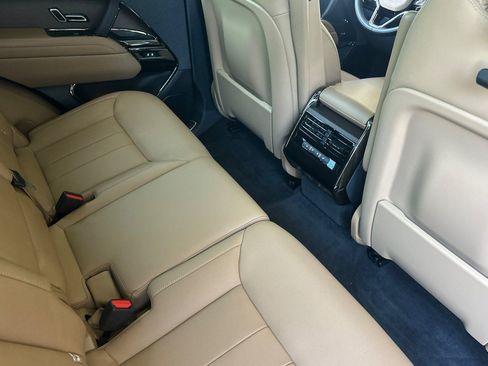 Used 2024 Land Rover Range Rover Sport SE AWD/4WD image 33
