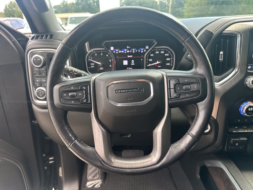 Used 2020 GMC Sierra 1500 Denali w/ Denali Ultimate Package AWD/4WD image 14