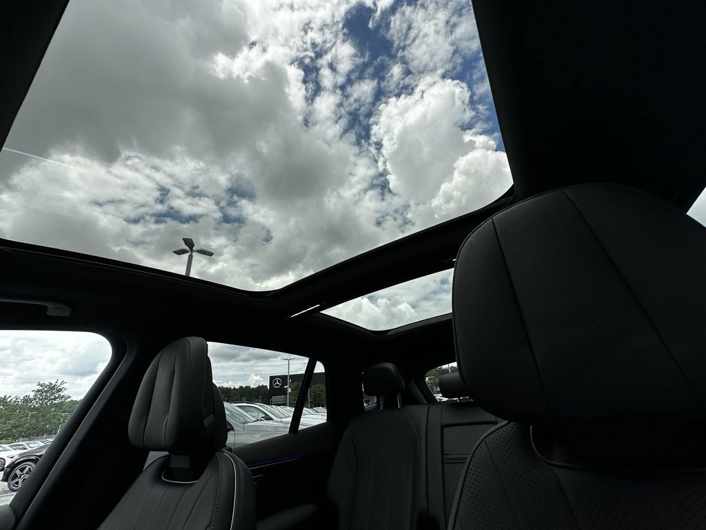 Certified 2023 Mercedes-Benz EQS 580 4MATIC SUV image 33