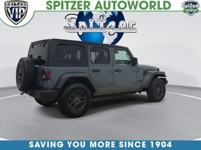 Used 2024 Jeep Wrangler Unlimited Sport AWD/4WD image 16
