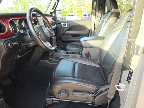 Used 2022 Jeep Wrangler Rubicon w/ LED Lighting Group AWD/4WD image 9