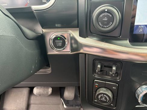 Used 2023 Ford F150 Raptor w/ Raptor 37 Performance Package AWD/4WD image 21