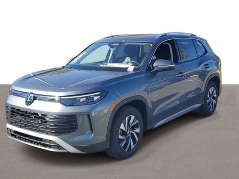 New 2026 Volkswagen Tiguan S image 2