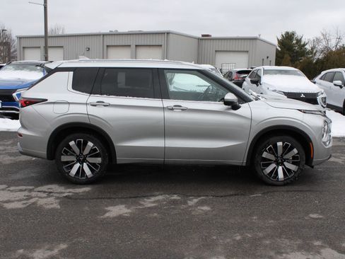 New 2026 Mitsubishi Outlander SEL AWD/4WD image 4