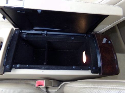 Used 2011 Mercedes-Benz S 550 4MATIC image 54