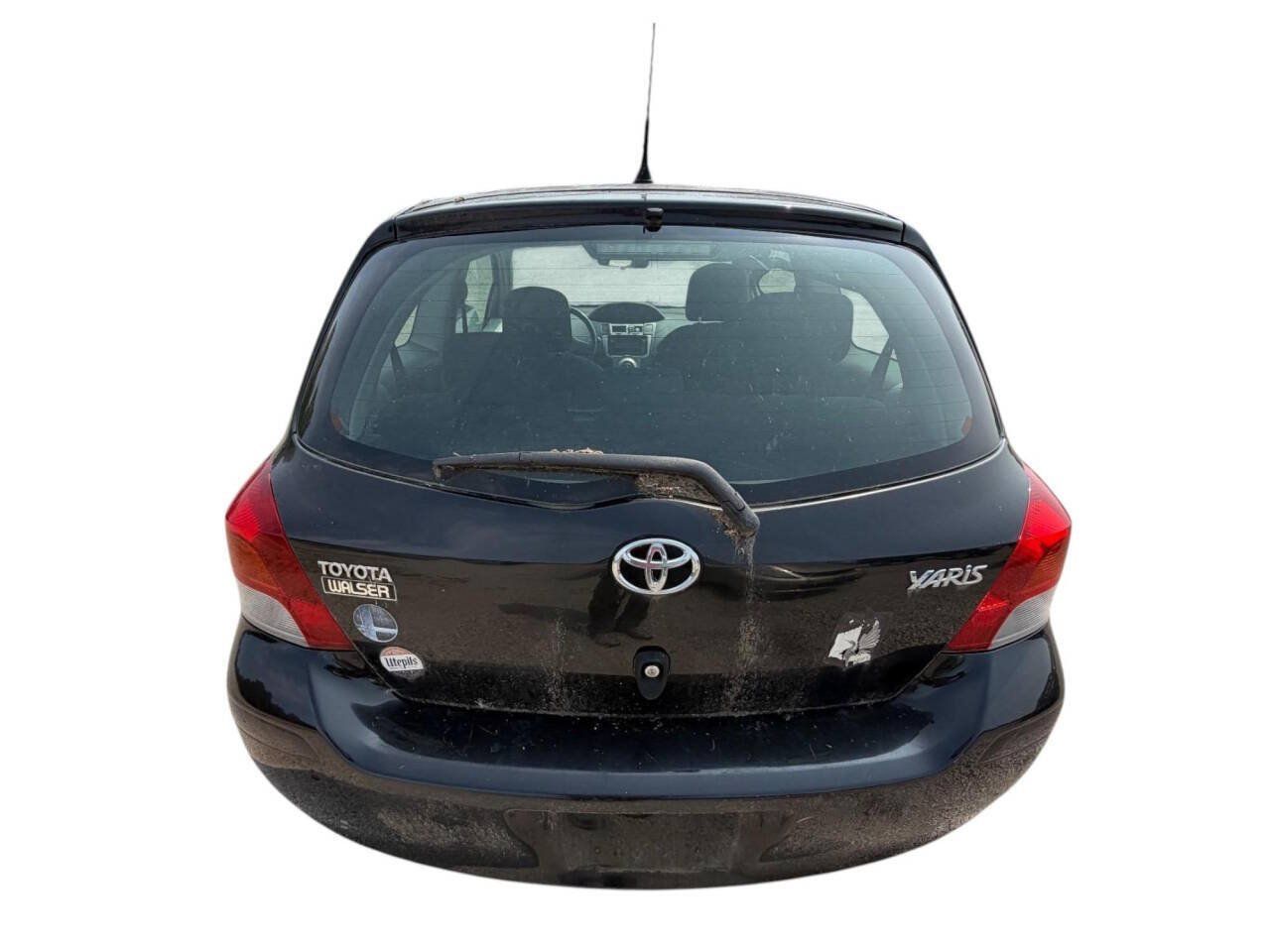 Used 2009 Toyota Yaris 2-Door Hatchback w/ Convenience Pkg FWD image 4