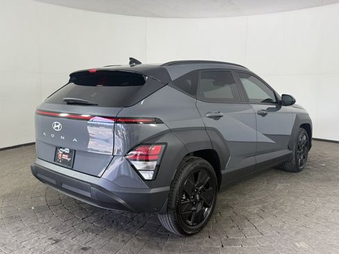 Used 2026 Hyundai Kona SEL Sport FWD image 9