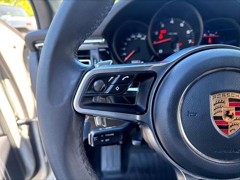 Used 2020 Porsche Macan AWD/4WD image 21