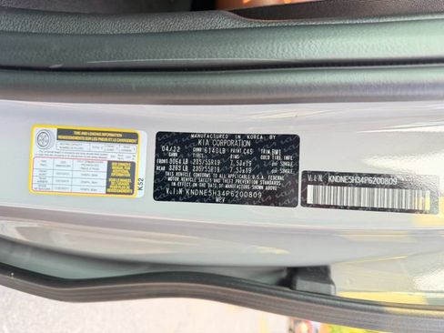 Used 2023 Kia Carnival SX Prestige FWD image 43