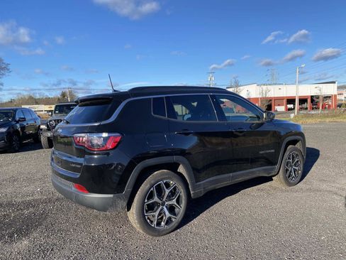 New 2026 Jeep Compass Limited image 3