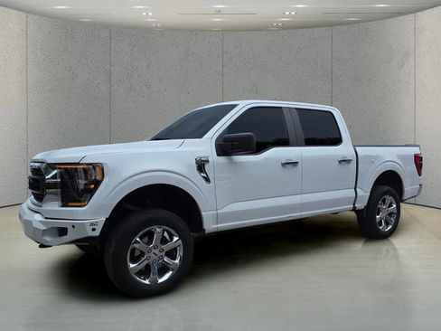Used 2021 Ford F150 XLT AWD/4WD image 9
