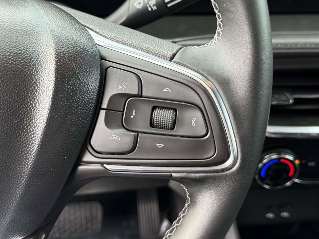 Used 2025 Buick Encore GX Preferred AWD/4WD image 20