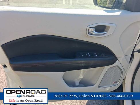 Used 2018 Jeep Compass Limited AWD/4WD image 26