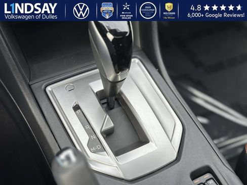 Used 2022 Subaru Crosstrek 2.0i Premium w/ Moonroof Package image 18