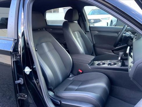 Used 2024 Honda Civic Sport image 6