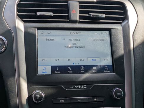Used 2020 Ford Fusion S FWD image 27