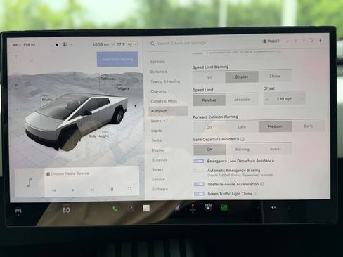 Used 2024 Tesla Cybertruck Cyberbeast AWD/4WD image 37