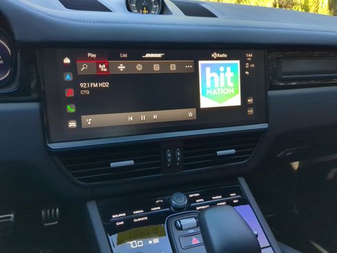 Used 2023 Porsche Cayenne Turbo GT image 22