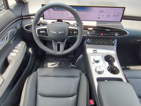 New 2026 Genesis GV70 2.5T Advanced AWD/4WD image 11