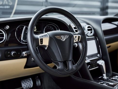 Used 2016 Bentley Continental GT image 33