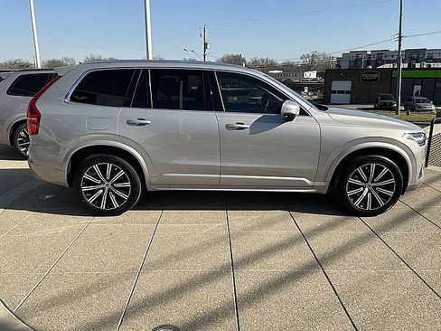 Certified 2023 Volvo XC90 B5 Core w/ Protection Package Premier image 7