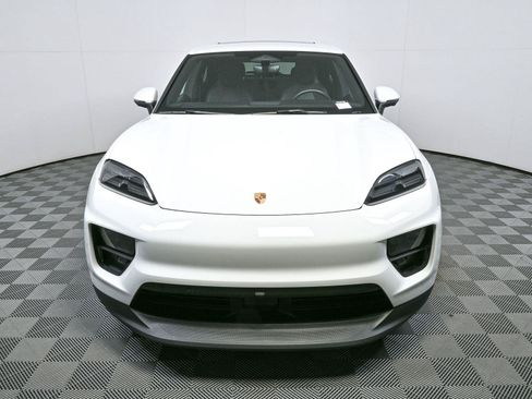 Certified 2024 Porsche Macan 4 Electric AWD/4WD image 35