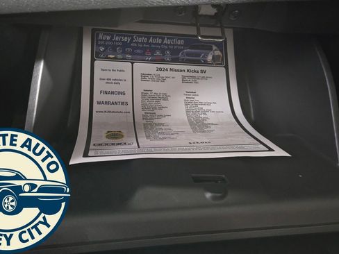 Used 2024 Nissan Kicks SV image 17