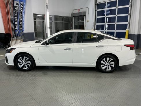 Used 2025 Nissan Altima 2.5 S image 33