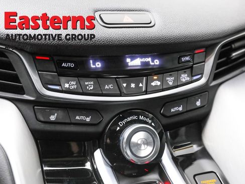 Used 2023 Acura TLX image 19